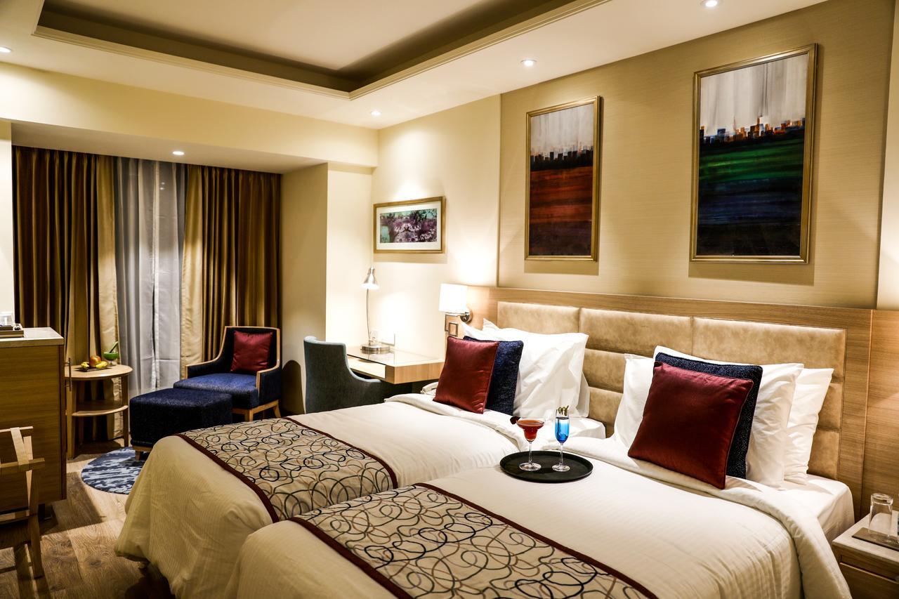 Singhania Sarovar Portico Rāipur Екстериор снимка