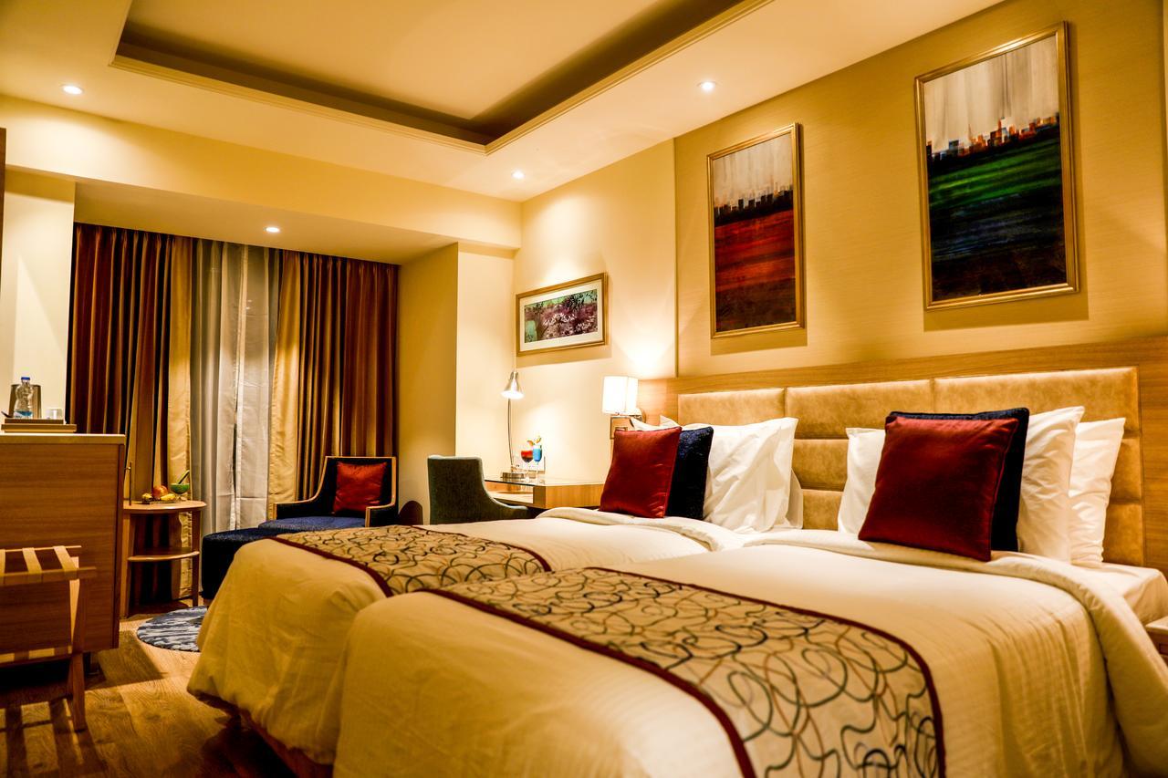 Singhania Sarovar Portico Rāipur Екстериор снимка